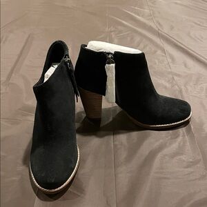 Brand New Splendid Black Suede Booties , Size 6.5